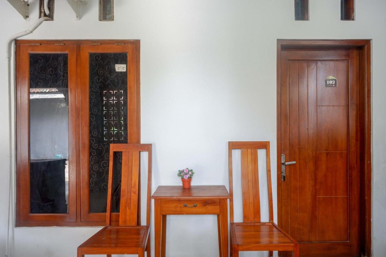 Reddoorz At Pakuncen Malioboro Yogyakarta Hotel Kültér fotó